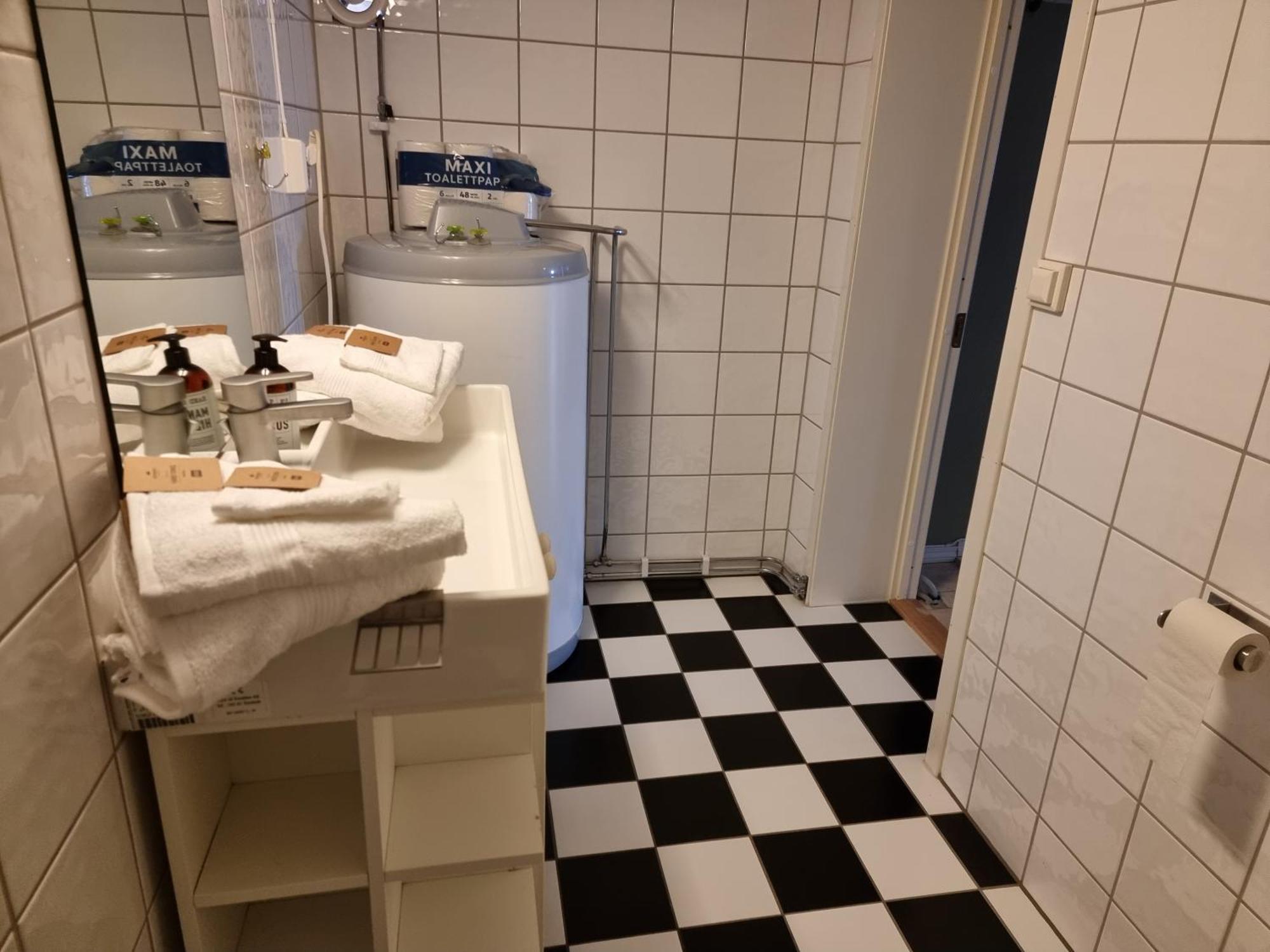 Kjellerleilighet Egen Inngang. Stange Extérieur photo